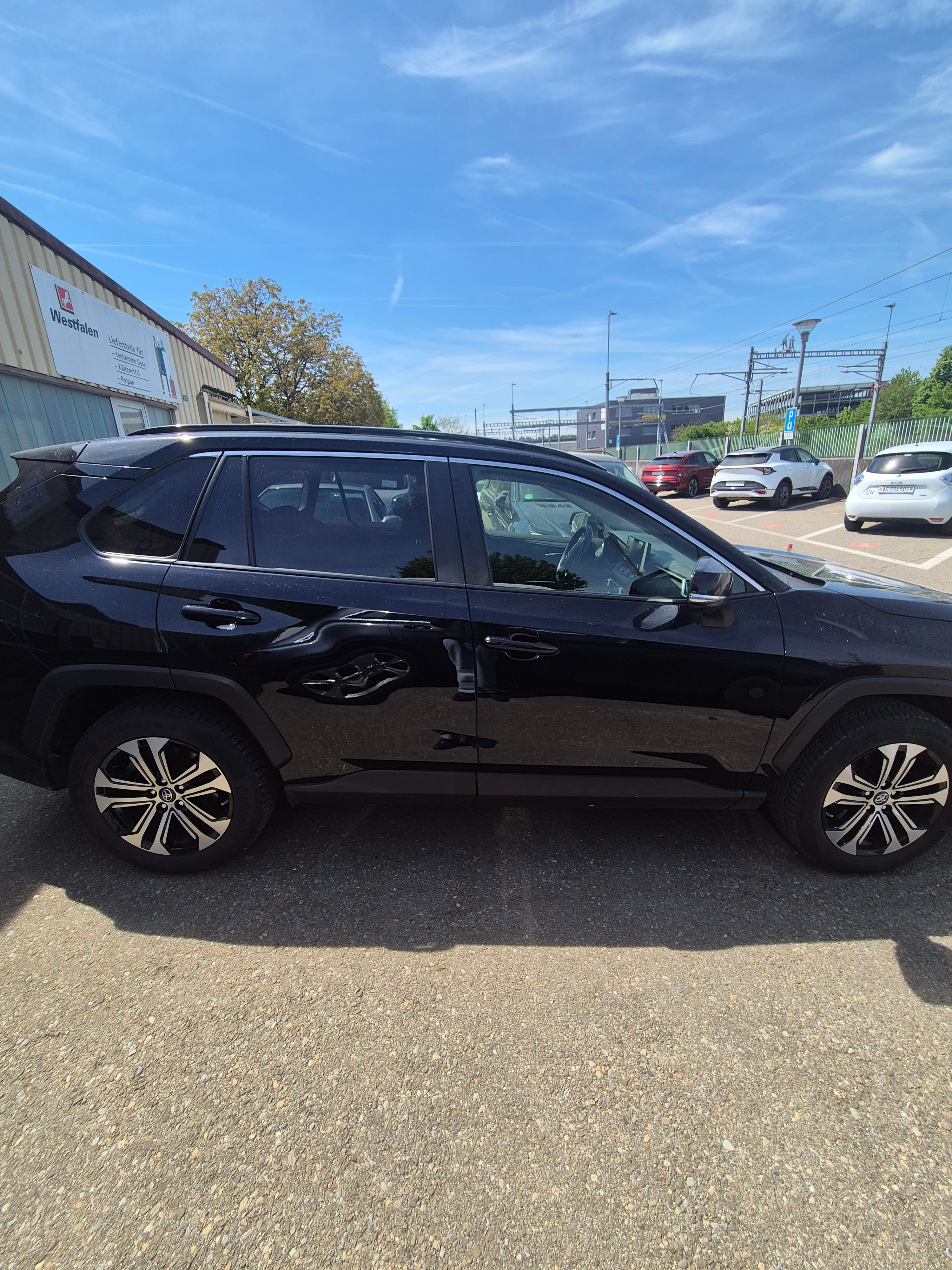 Toyota Rav4 Hybrid – Foto 2